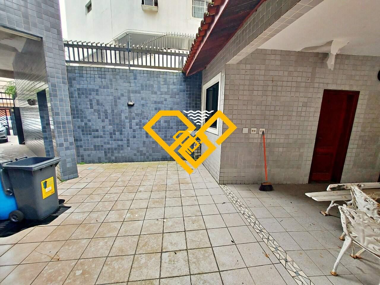 Sobrado à venda no Gonzaga: 