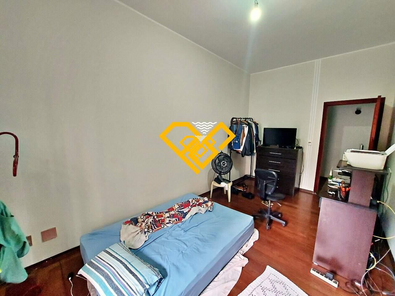 Sobrado à venda no Gonzaga: 