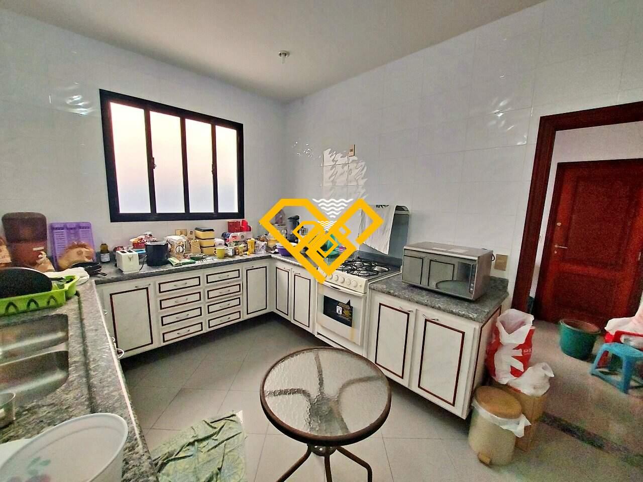 Sobrado à venda no Gonzaga: 