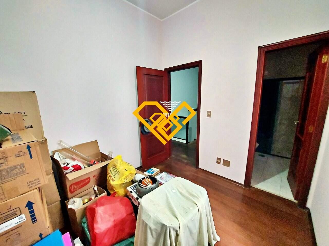 Sobrado à venda no Gonzaga: 