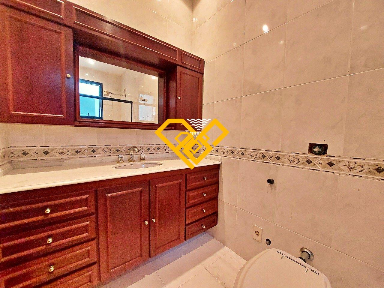 Sobrado à venda no Gonzaga: 