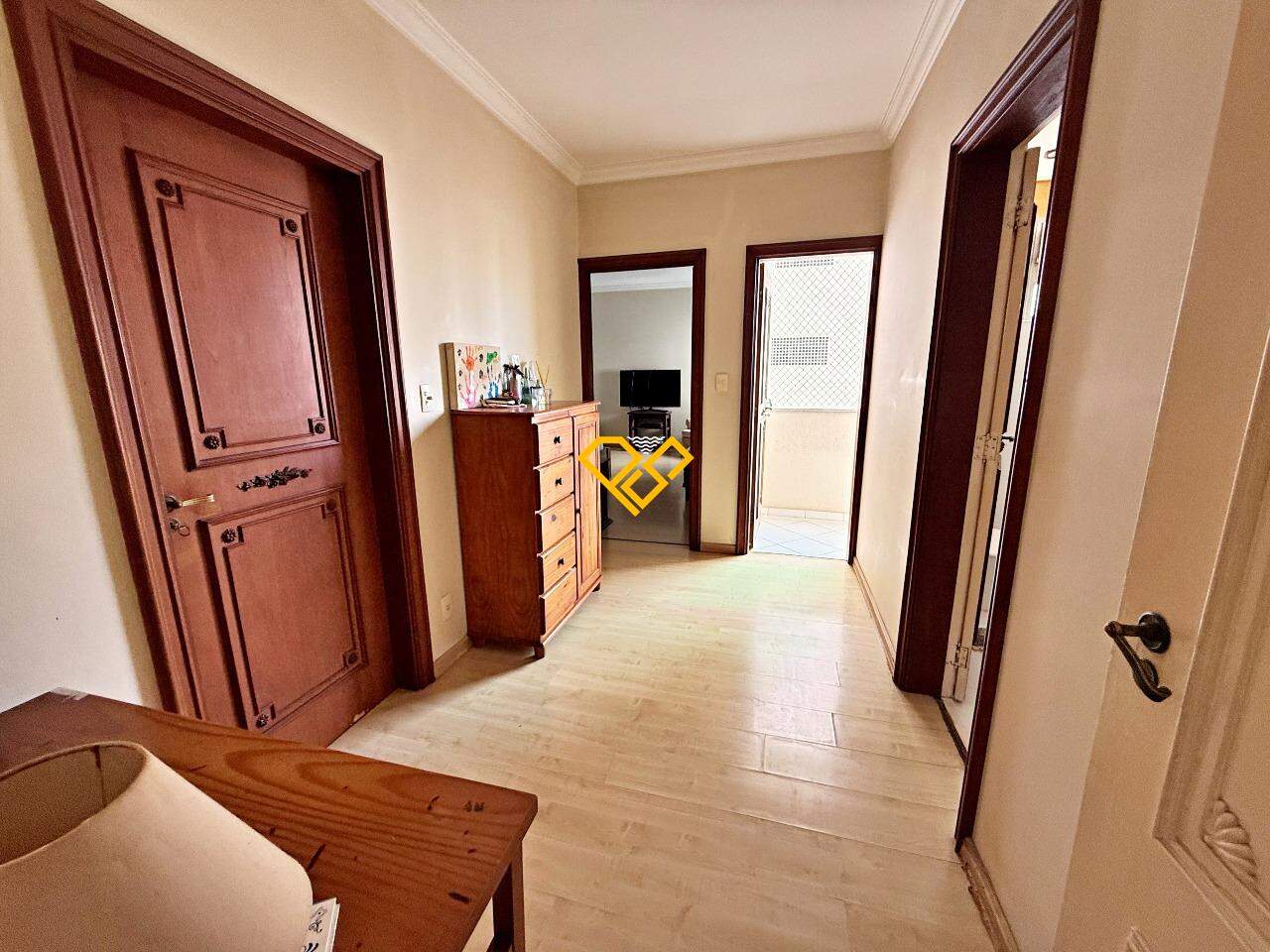 Apartamento à venda no Boqueirão: Hall íntimo suíte master