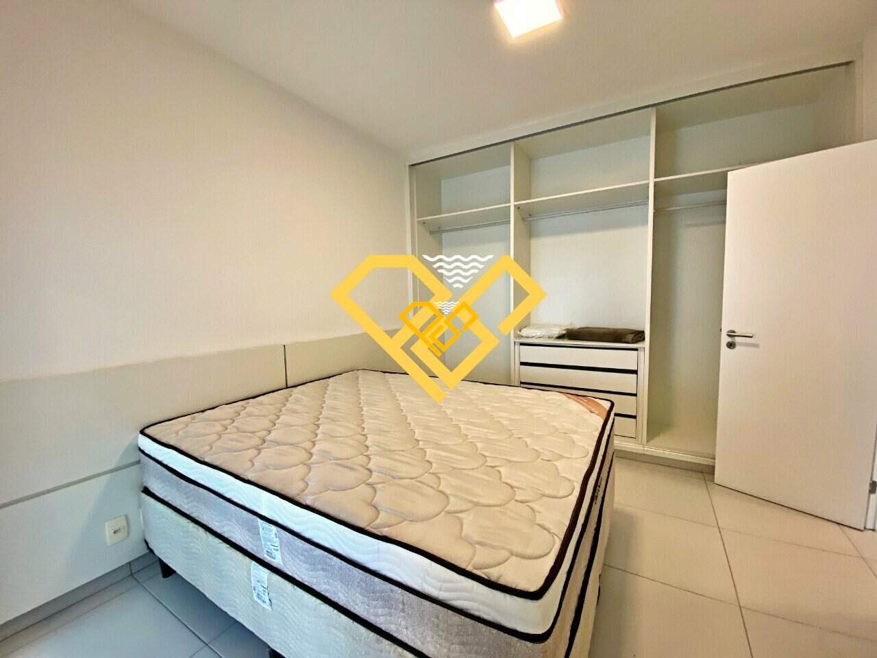 Apartamento à venda no Gonzaga: Dormitório 1 - suíte