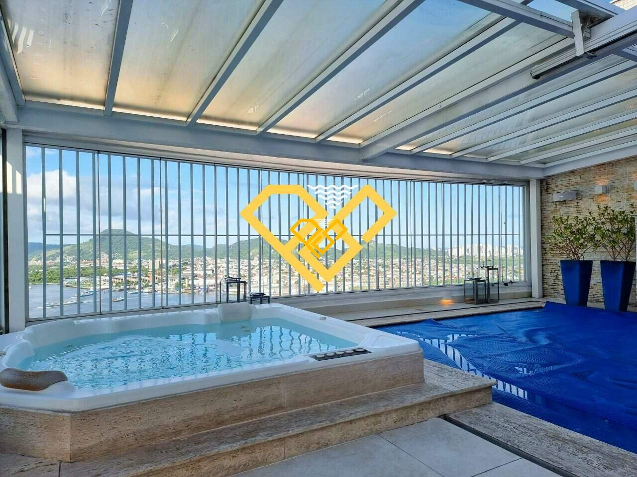 Cobertura à venda no Ponta da Praia: Área da Piscina