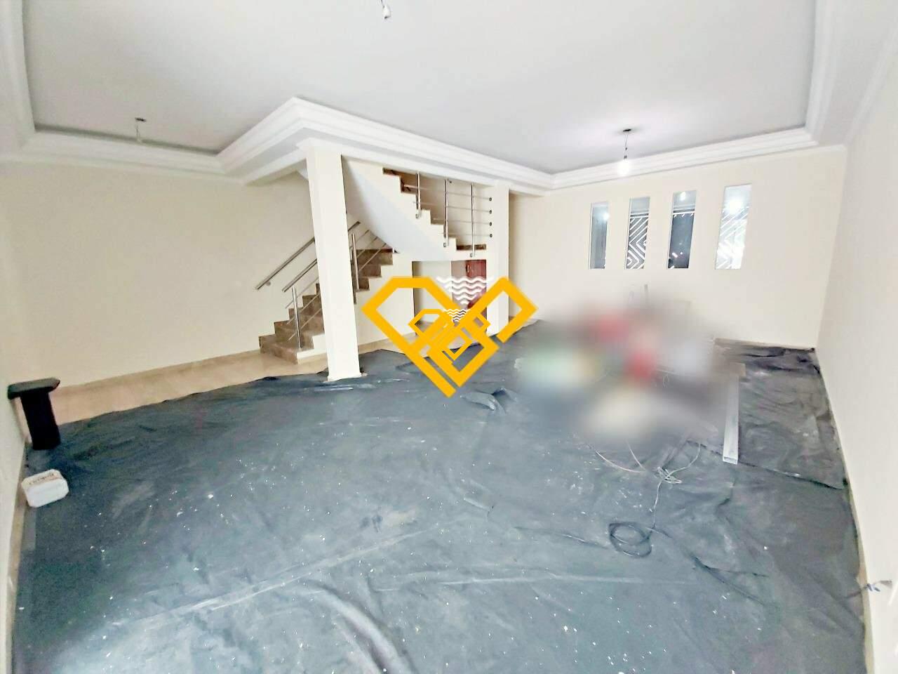 Sobrado à venda no Campo Grande: SALA