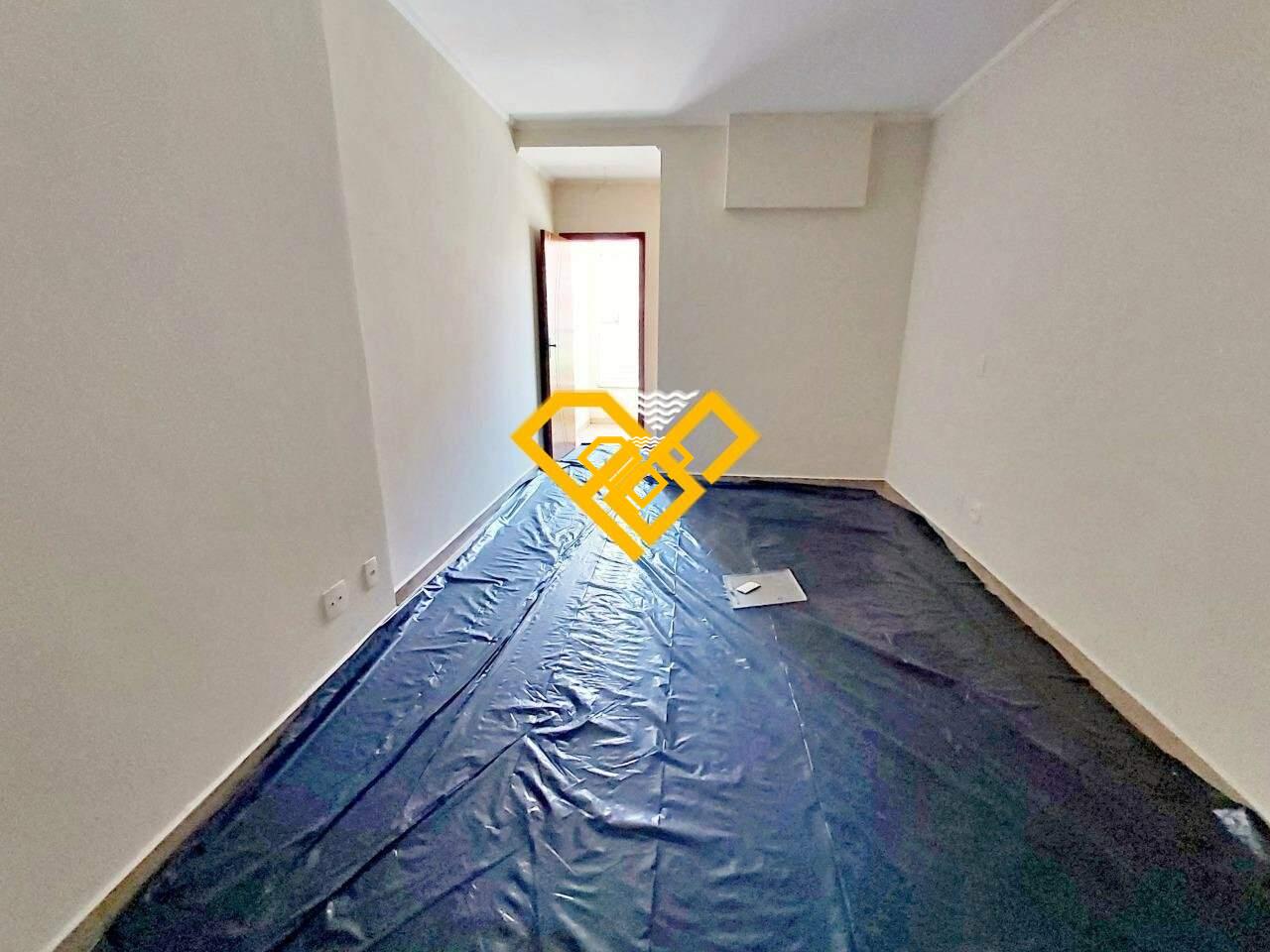 Sobrado à venda no Campo Grande: SUÍTE 2