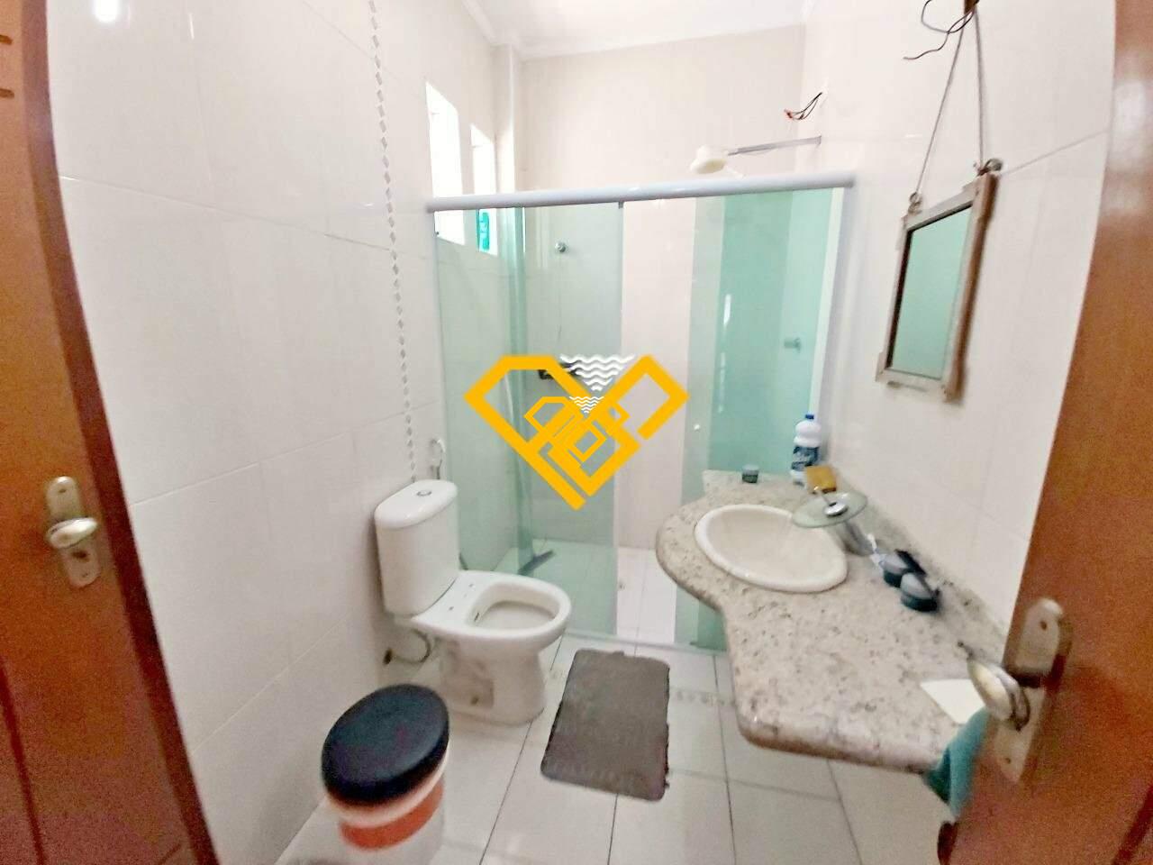 Sobrado à venda no Campo Grande: WC SOCIAL