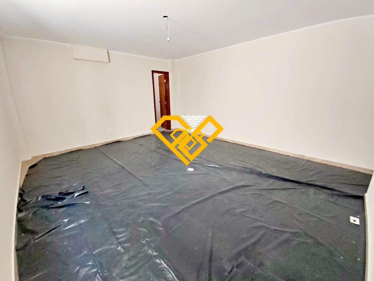 Sobrado à venda no Campo Grande: SUÍTE 3