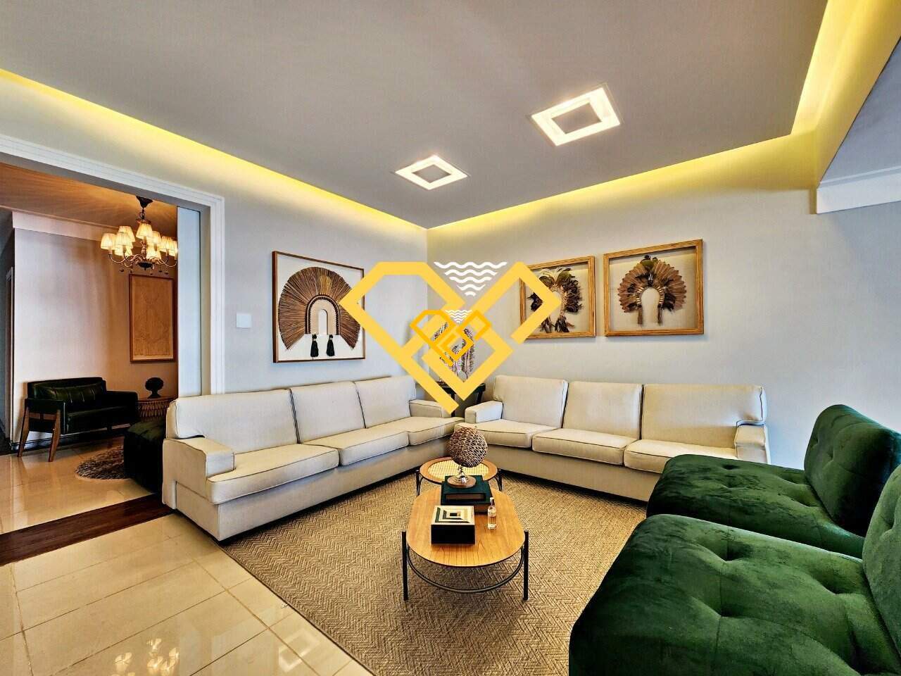 Apartamento à venda no Ponta da Praia: Sala