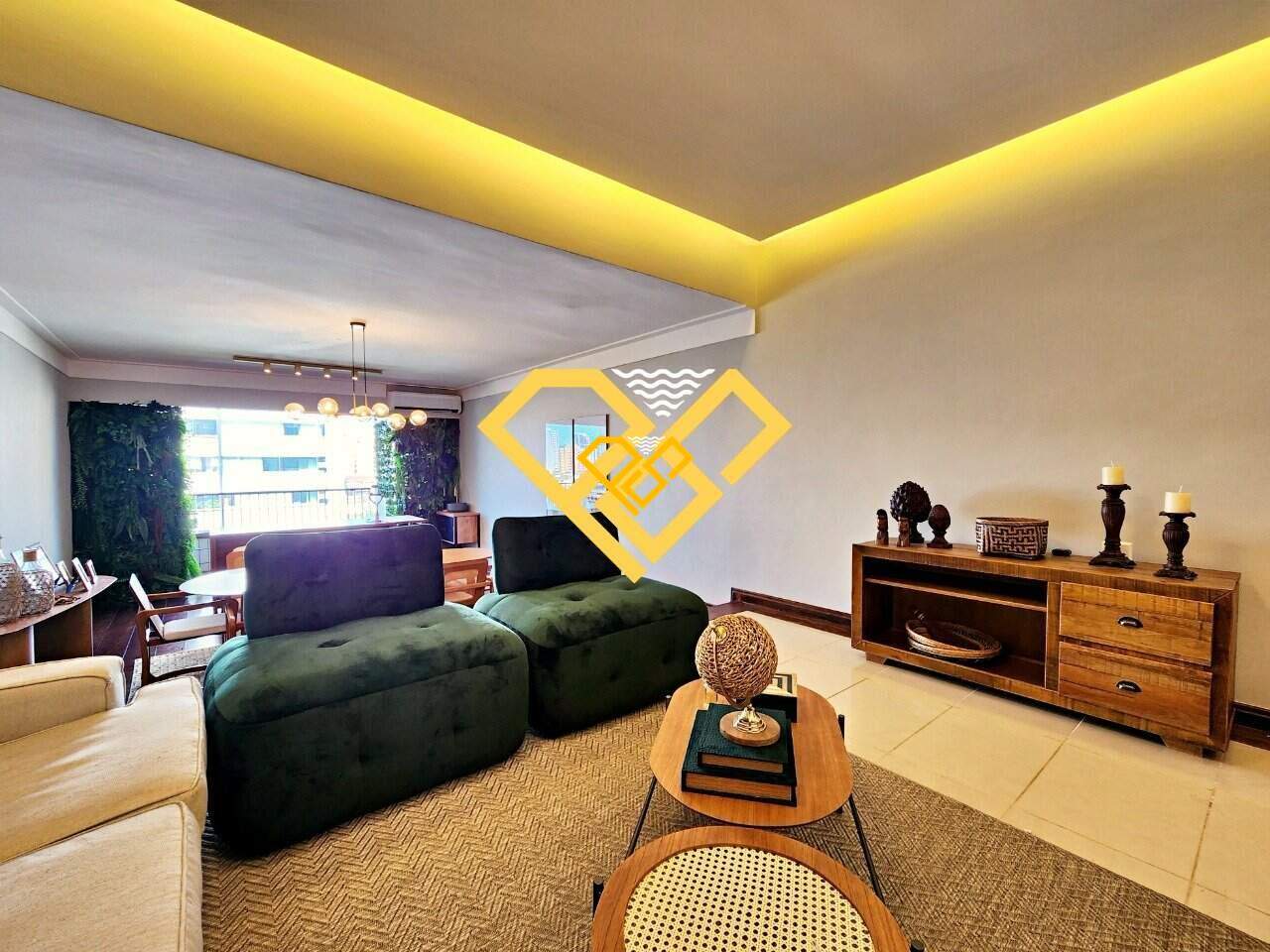 Apartamento à venda no Ponta da Praia: Sala