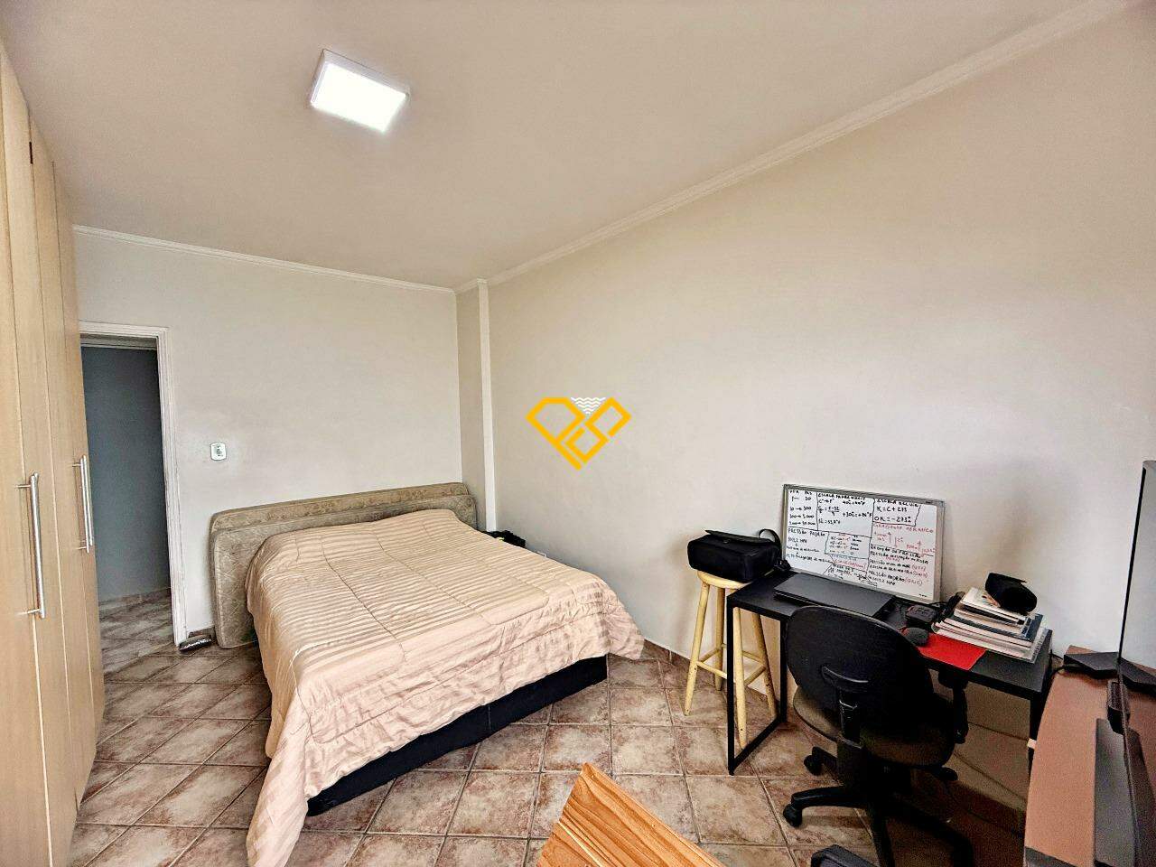 Apartamento à venda no Ponta da Praia: Dormitório 3