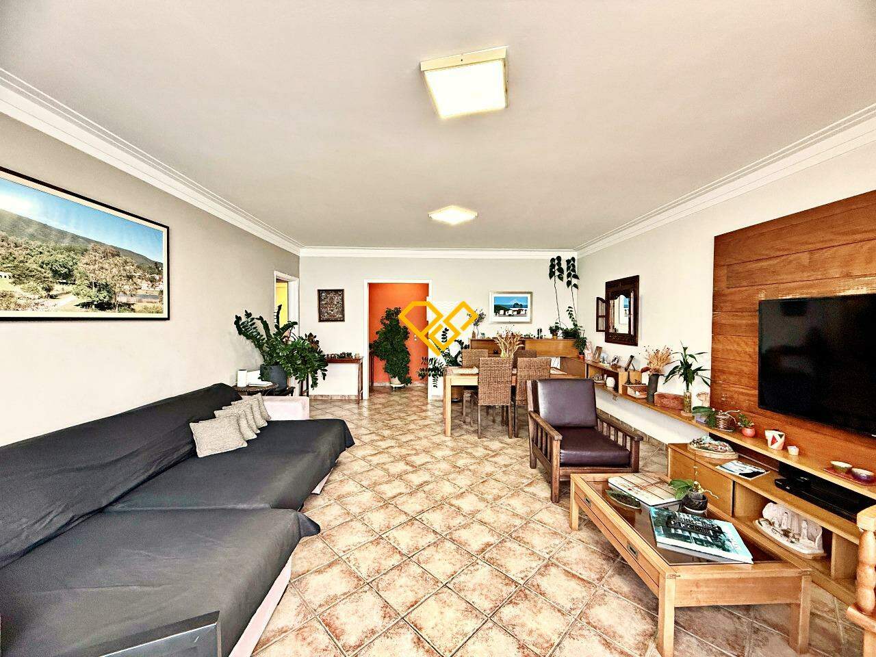 Apartamento à venda no Ponta da Praia: Sala