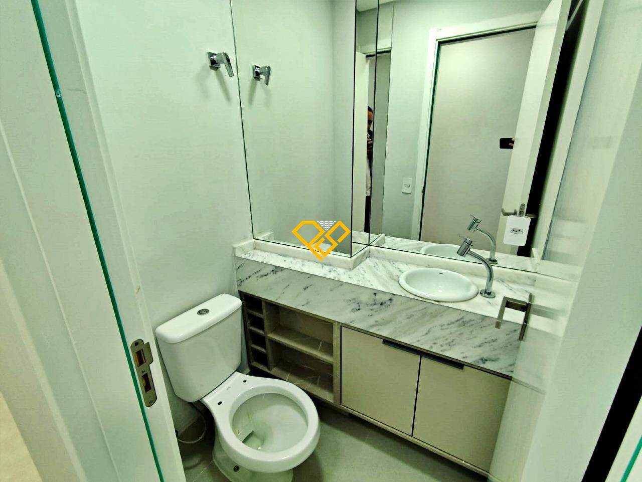 Apartamento à venda no Aparecida: lavabo