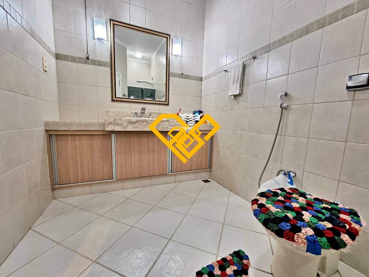 Sobrado à venda no Pompéia: WC