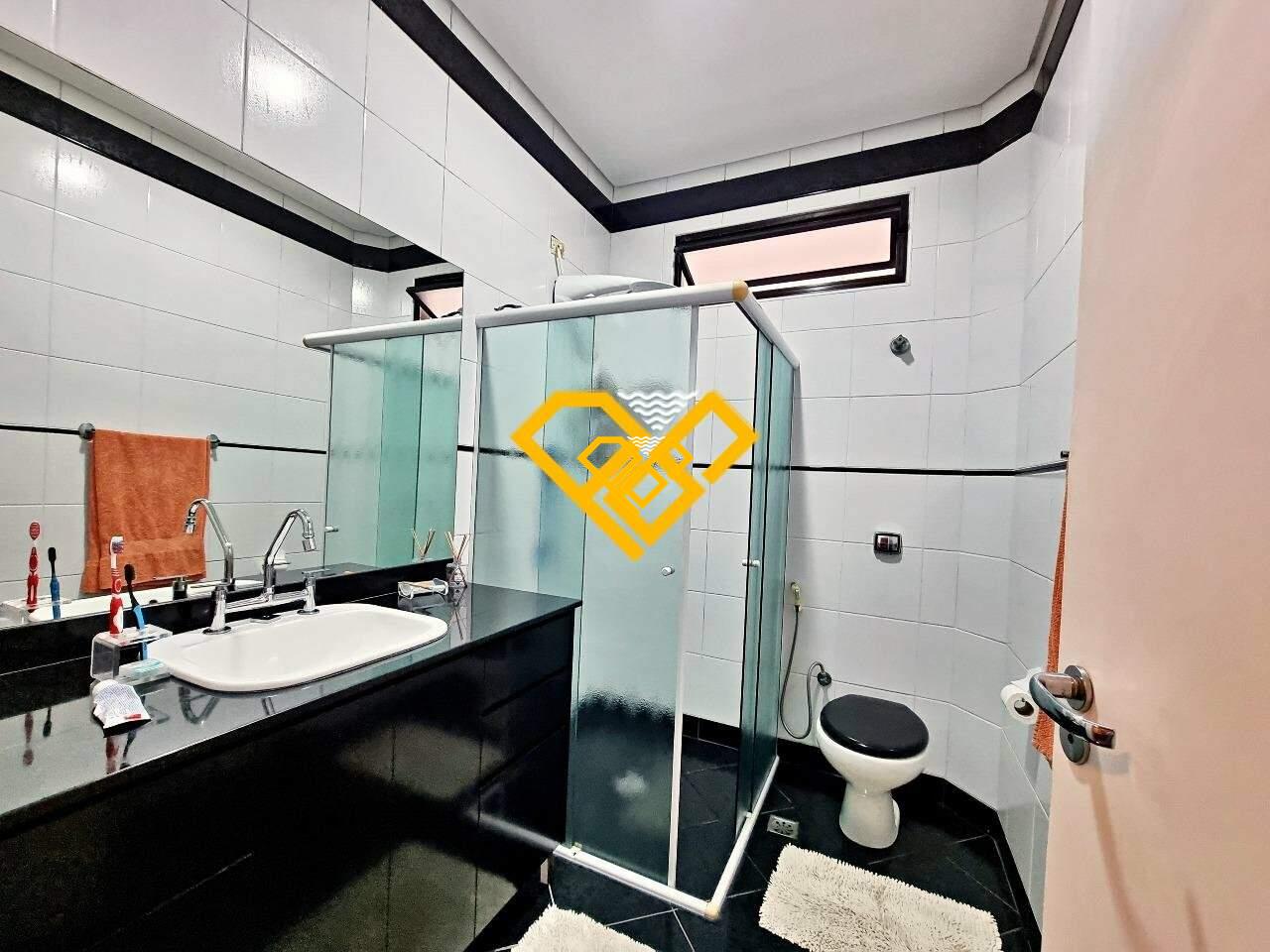 Sobrado à venda no Pompéia: WC SUÍTE 3