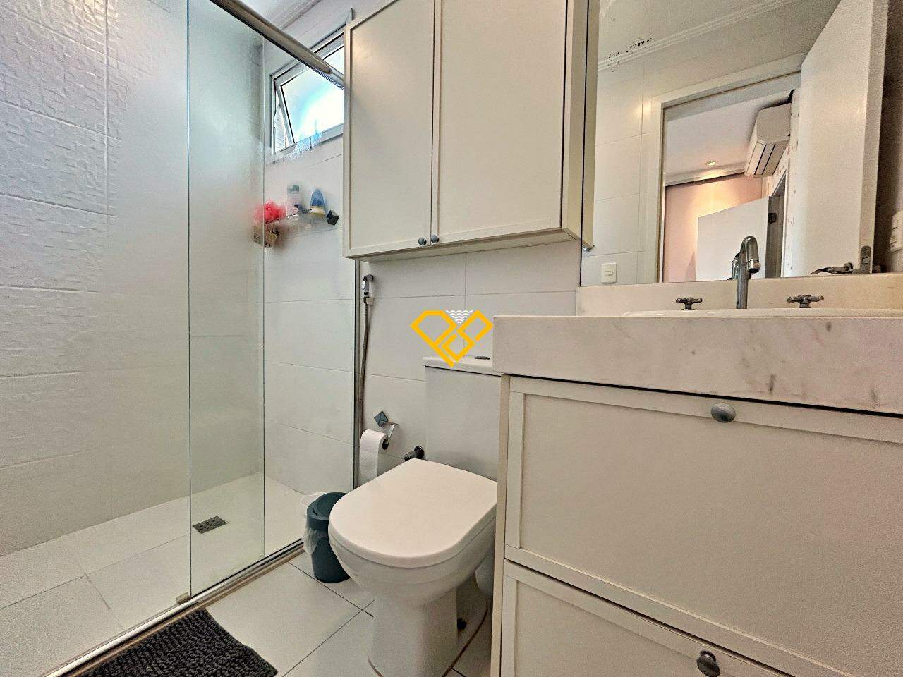 Apartamento à venda no Ponta da Praia: Wc suíte 3
