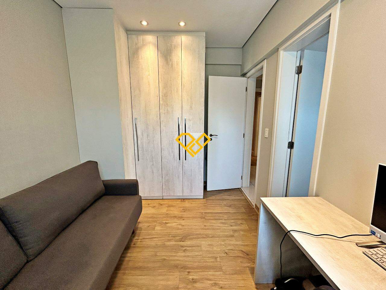 Apartamento à venda no Ponta da Praia: Suíte 3