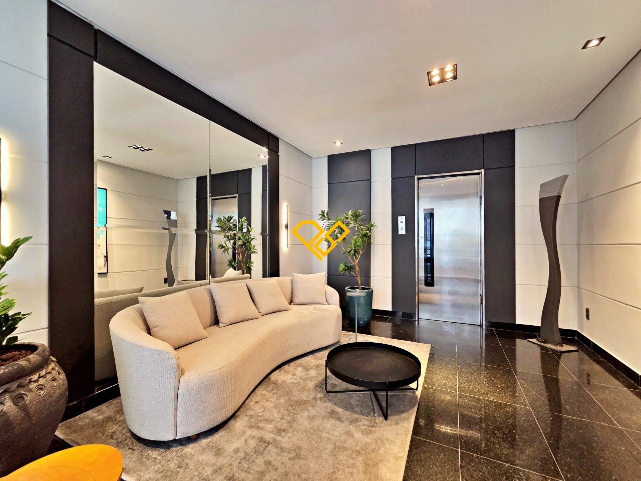 Apartamento à venda no Gonzaga: Hall social do condomínio