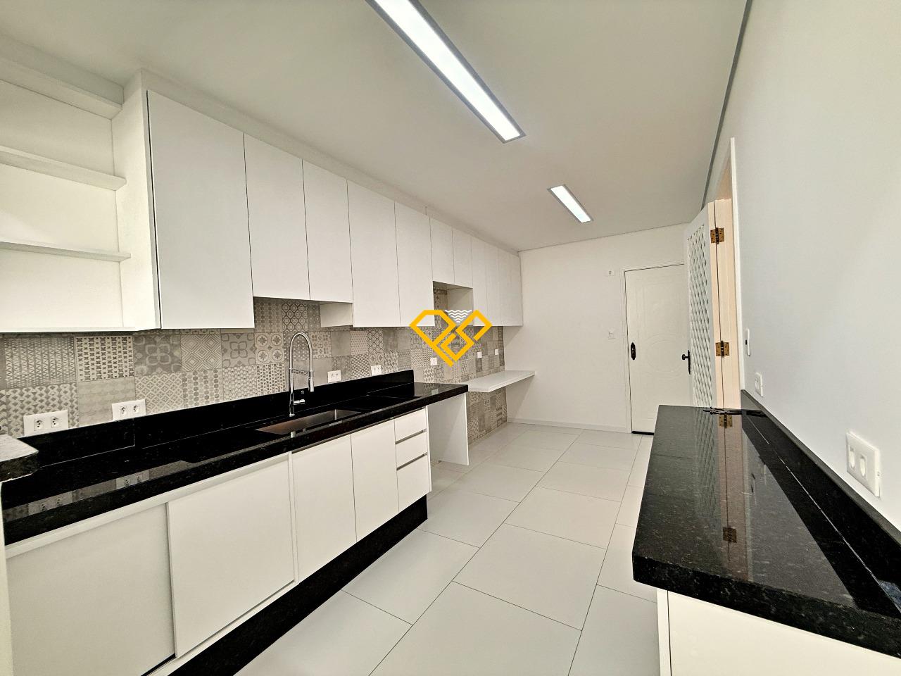 Apartamento à venda no Aparecida: Cozinha