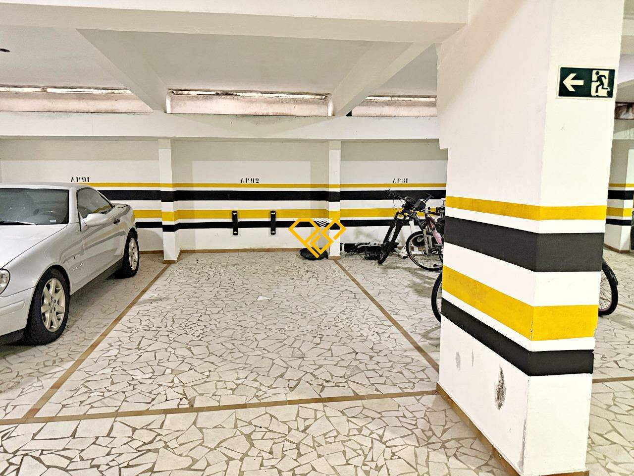 Apartamento à venda no Gonzaga: Garagem