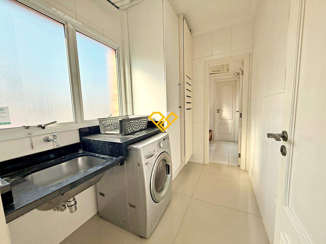 Apartamento à venda no Gonzaga: Área de serviço