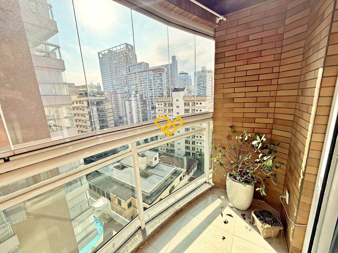 Apartamento à venda no Gonzaga: Varanda
