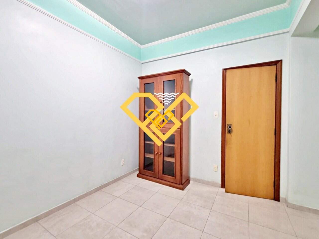 Apartamento à venda no Embaré: 