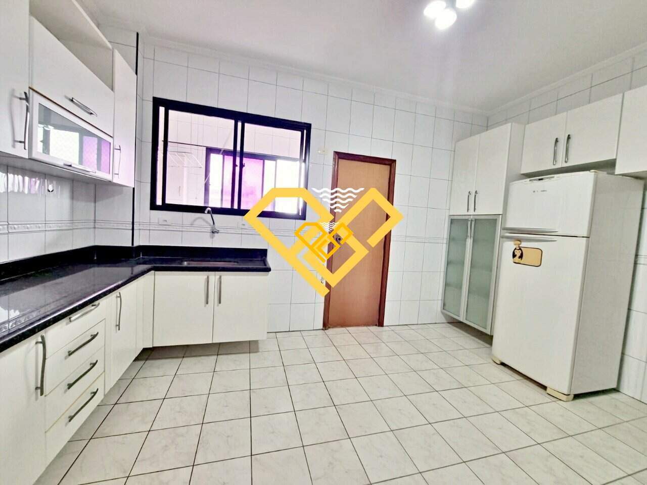 Apartamento à venda no Embaré: 