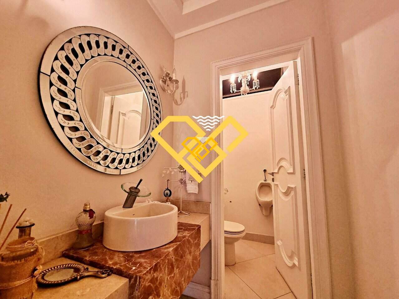 Apartamento à venda no Gonzaga: lavabo