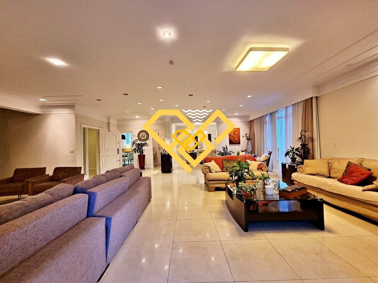 Apartamento à venda no Gonzaga: sala de estar