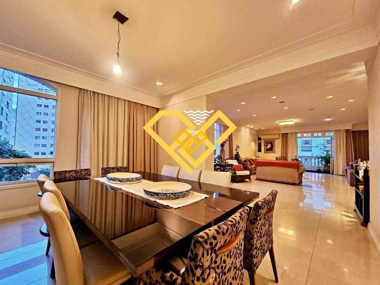 Apartamento à venda no Gonzaga: sala de jantar