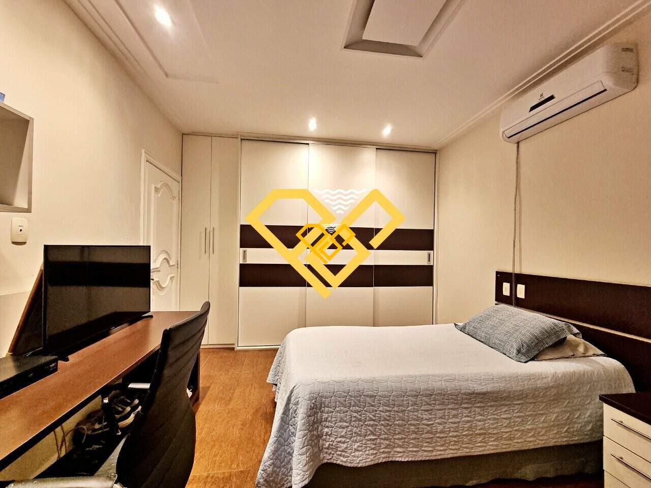 Apartamento à venda no Gonzaga: suíte 2