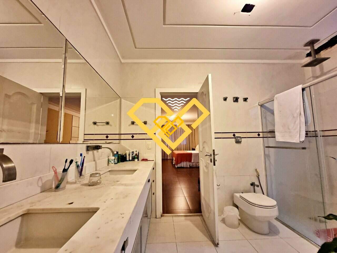 Apartamento à venda no Gonzaga: wc suíte 1