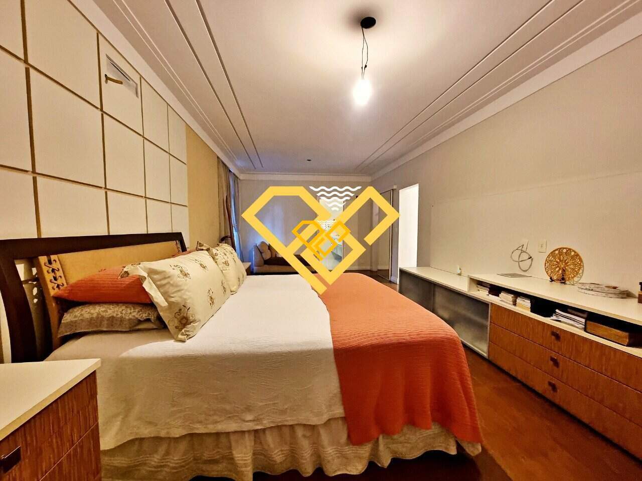 Apartamento à venda no Gonzaga: suíte 1