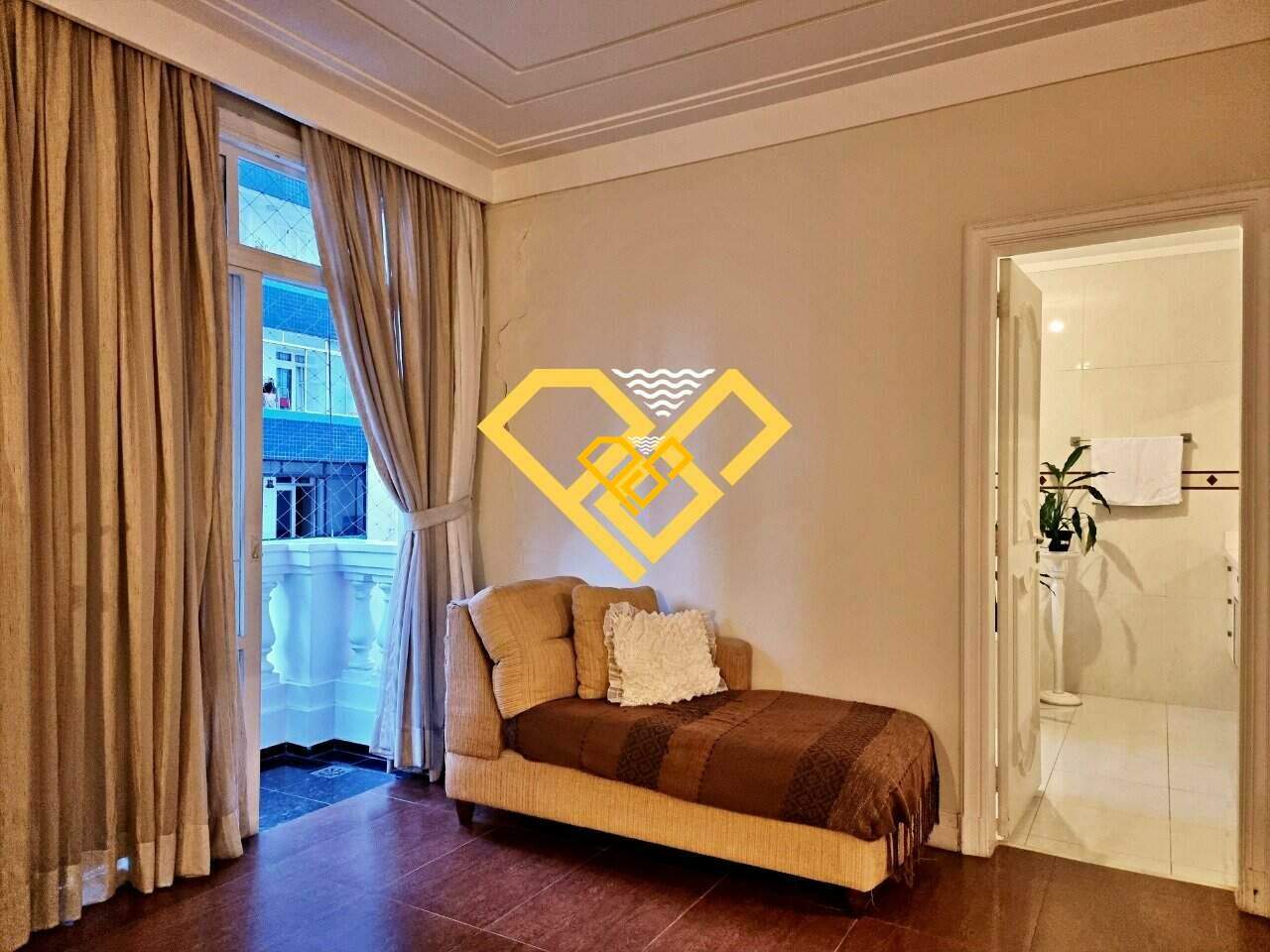 Apartamento à venda no Gonzaga: suíte 1