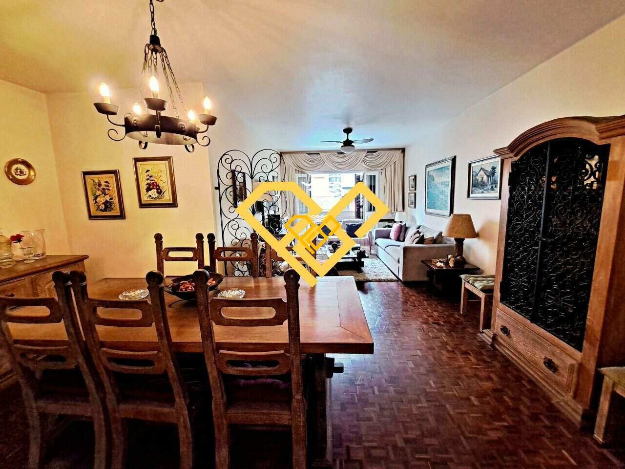 Apartamento à venda no Gonzaga: Sala