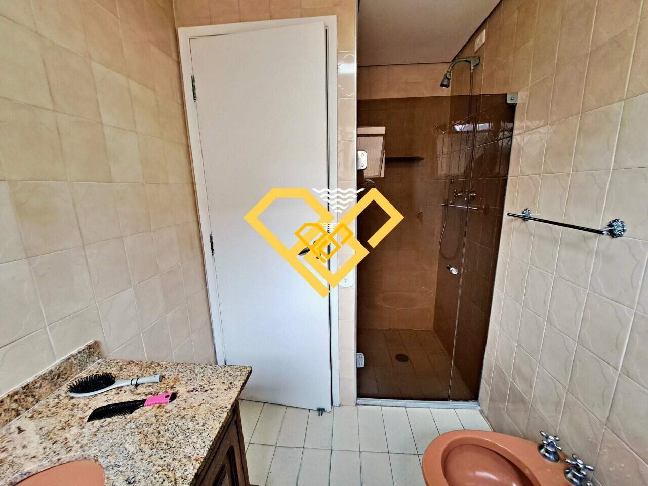 Apartamento à venda no Gonzaga: Wc da suíte