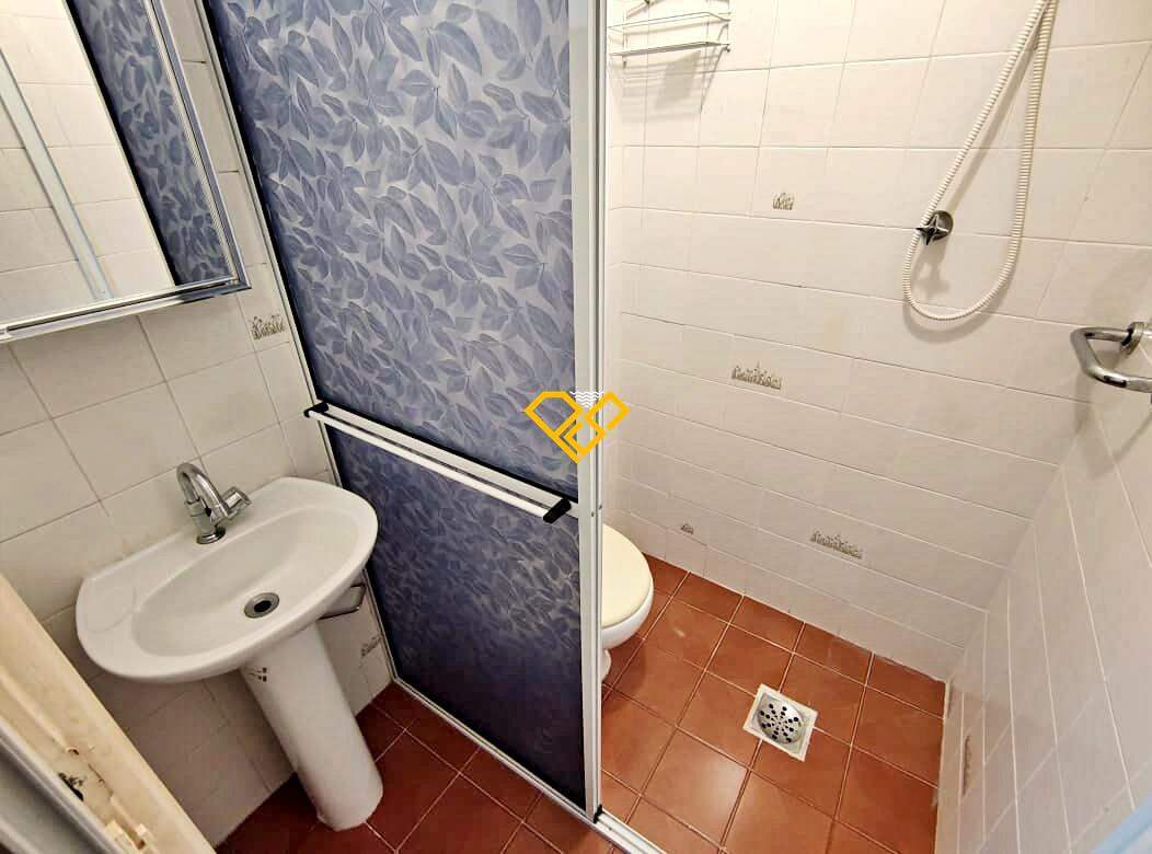 Apartamento à venda no Boqueirão: Wc de serviço
