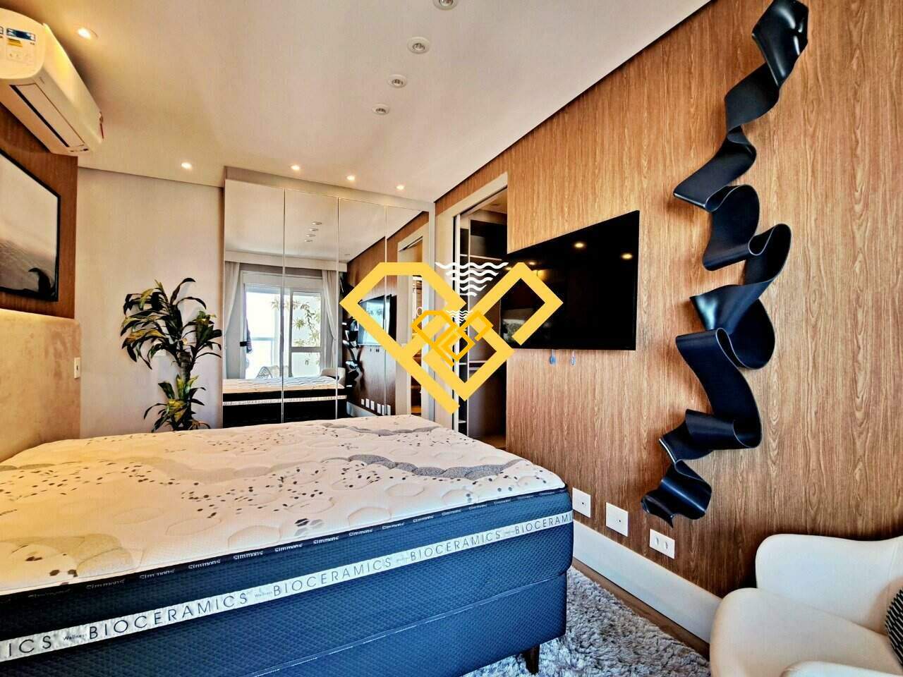 Apartamento à venda no Gonzaga: Dormitório 1 - suíte master