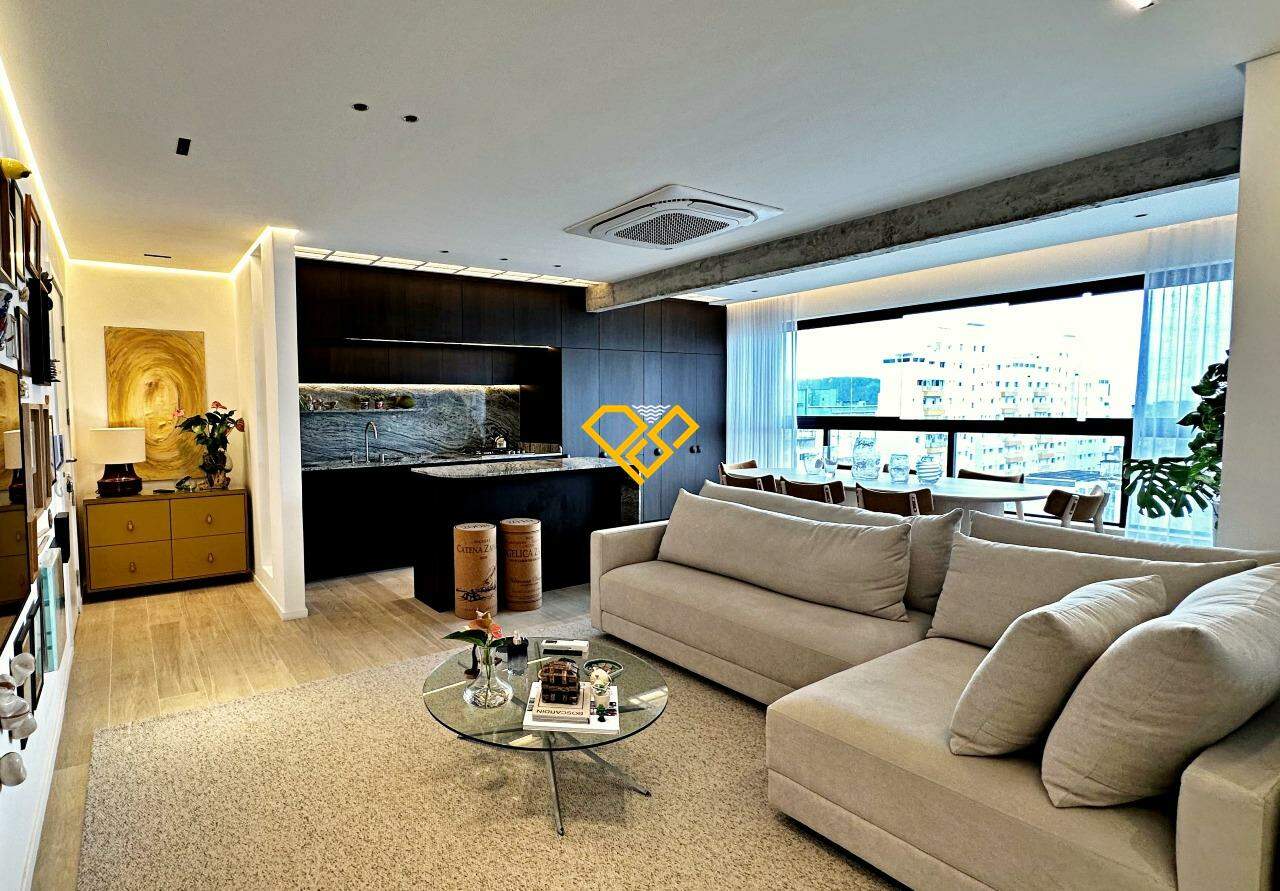 Apartamento à venda no José Menino: Sala