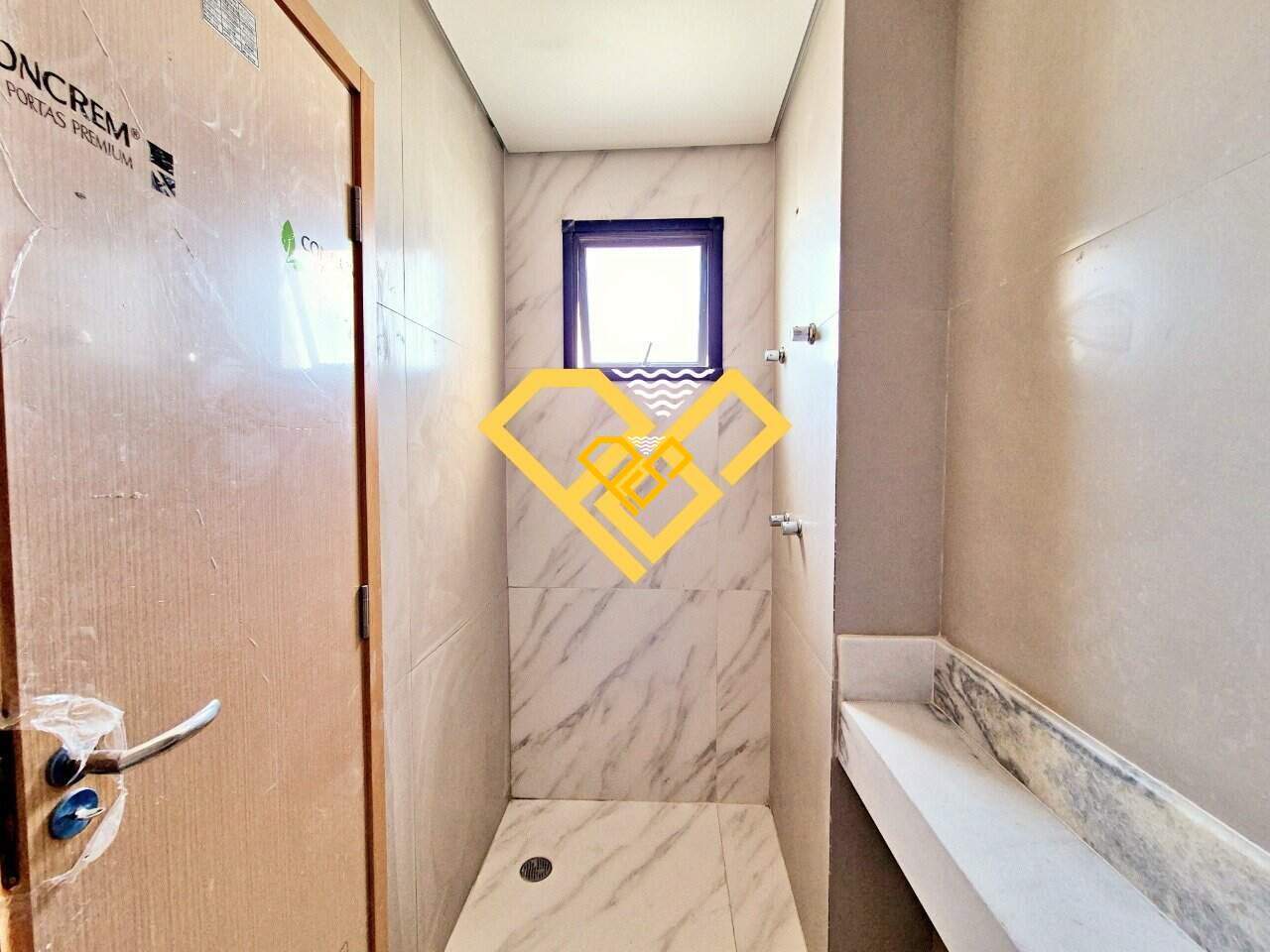Apartamento à venda no José Menino: Wc suíte