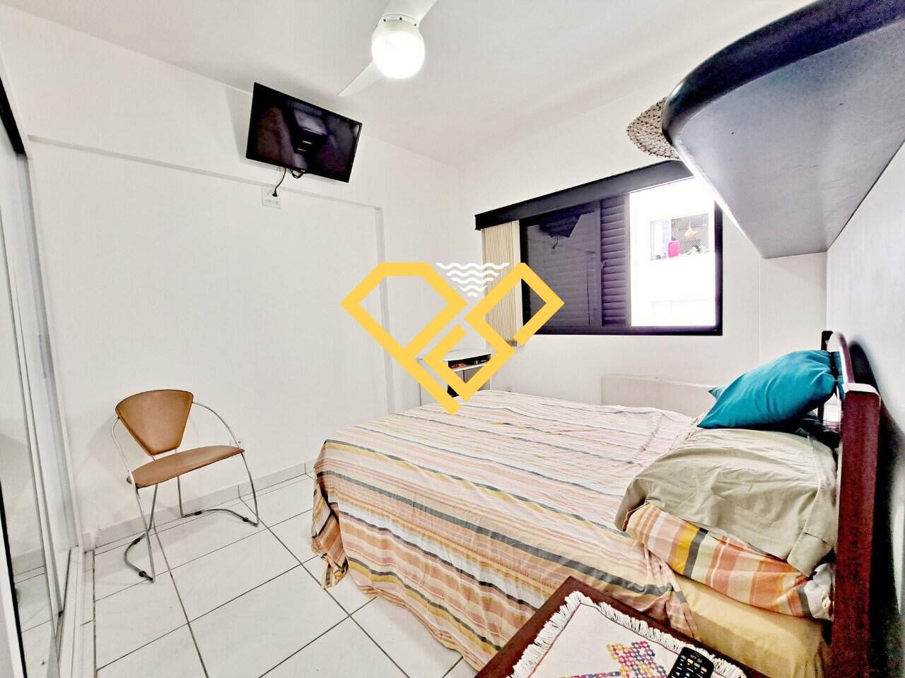 Apartamento à venda no Embaré: Dormitório 1