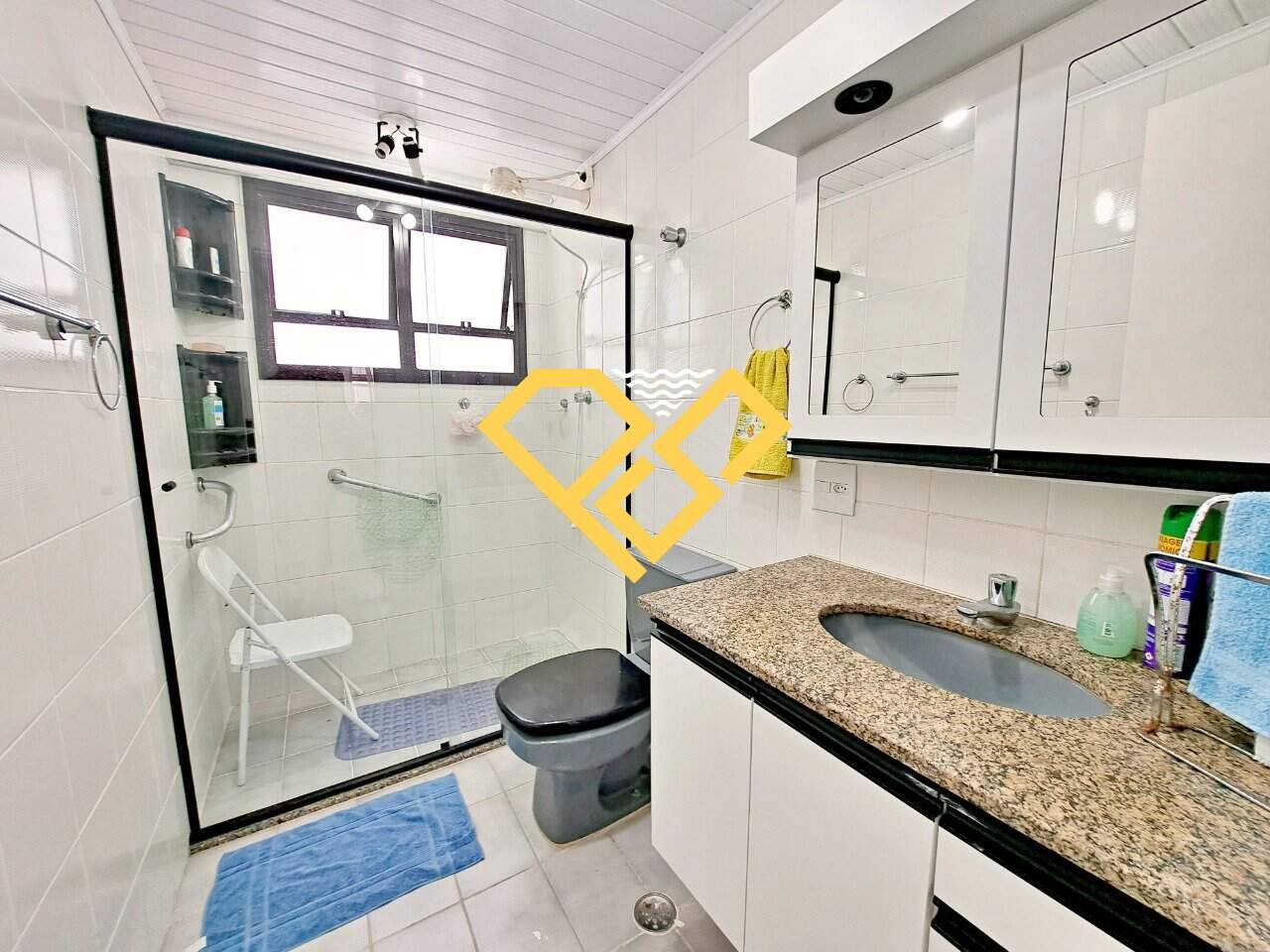 Apartamento à venda no Embaré: Wc social