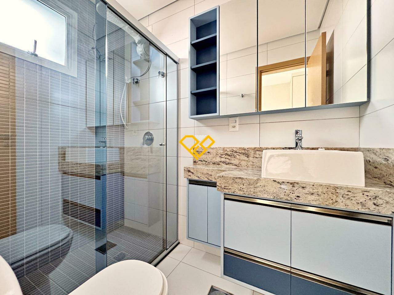Apartamento à venda no Embaré: Wc suíte