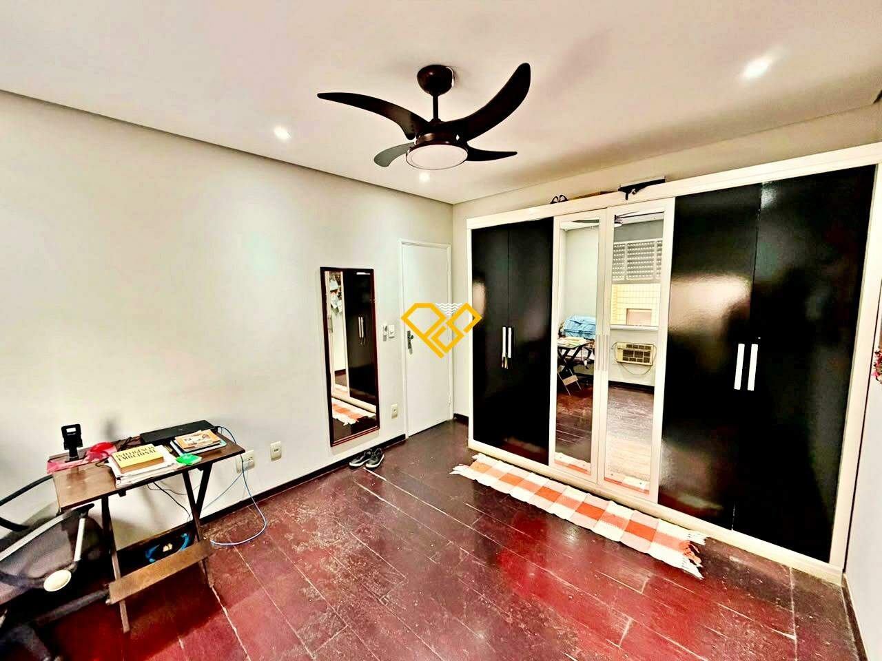 Apartamento à venda no Ponta da Praia: Dormitório 2
