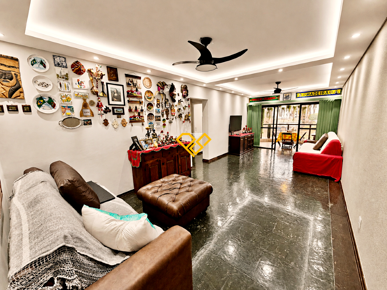 Apartamento à venda no Ponta da Praia: Sala