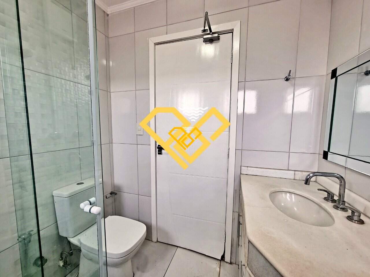 Cobertura à venda no Ponta da Praia: WC Suíte 2