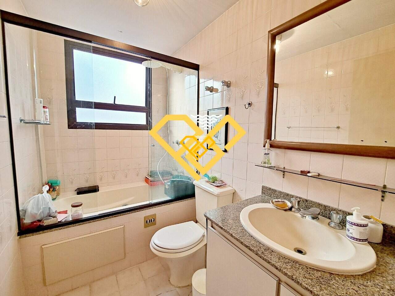 Apartamento à venda no Ponta da Praia: WC Suíte