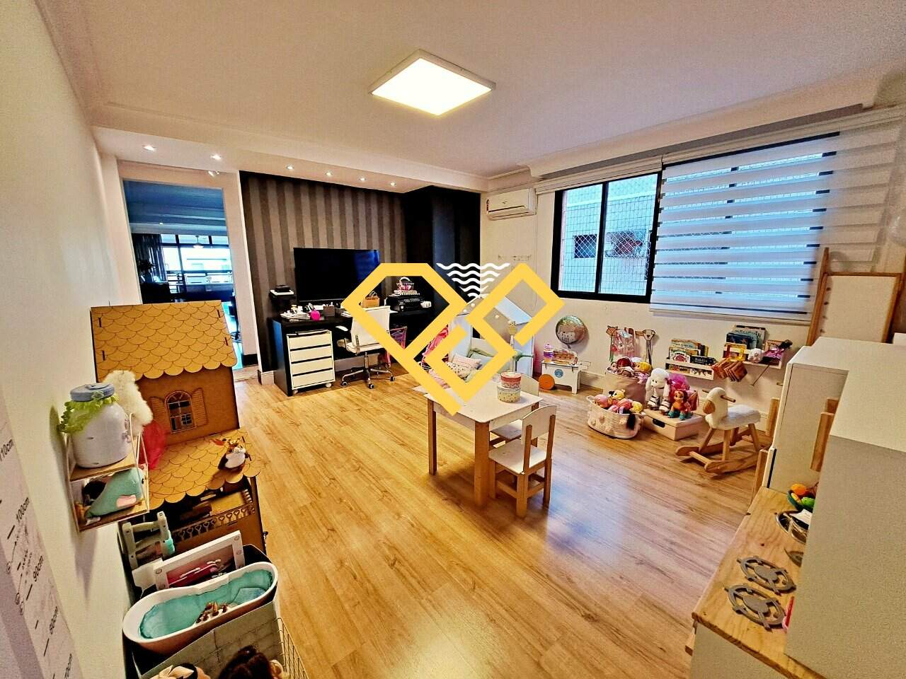 Apartamento à venda no Boqueirão: Dormitório - Sala de tv