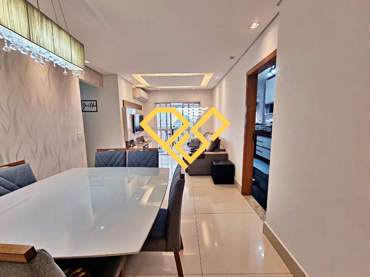 Apartamento à venda no Ponta da Praia: Sala jantar